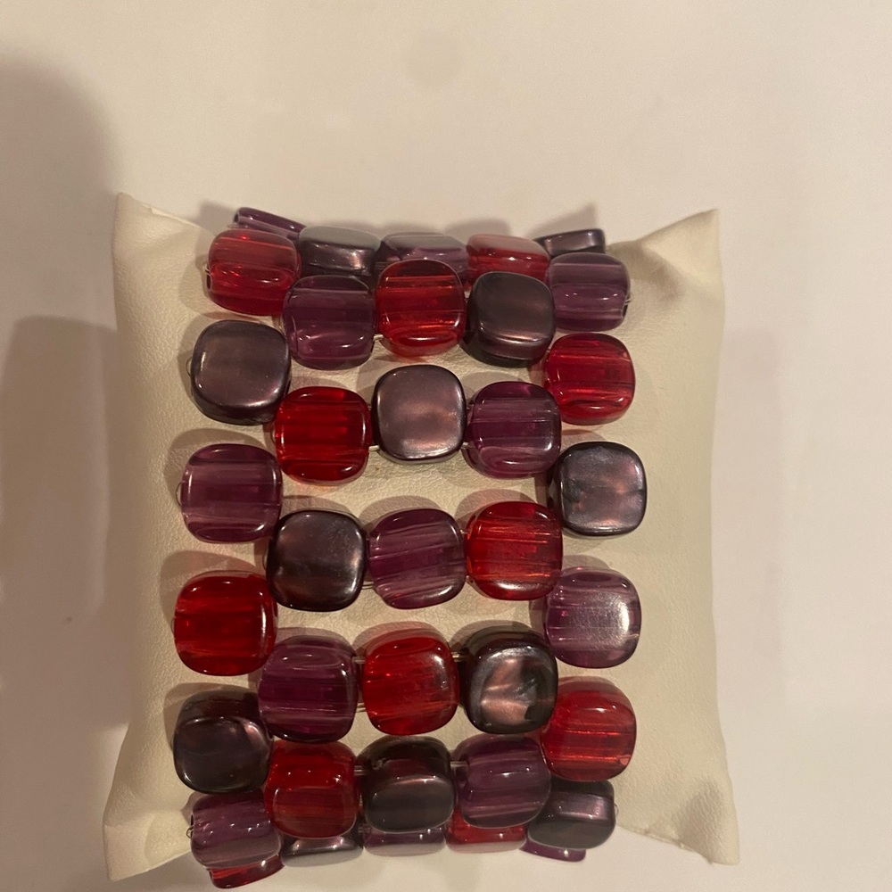Whimsical Red and Purple Beaded Bracelet 7.5” L